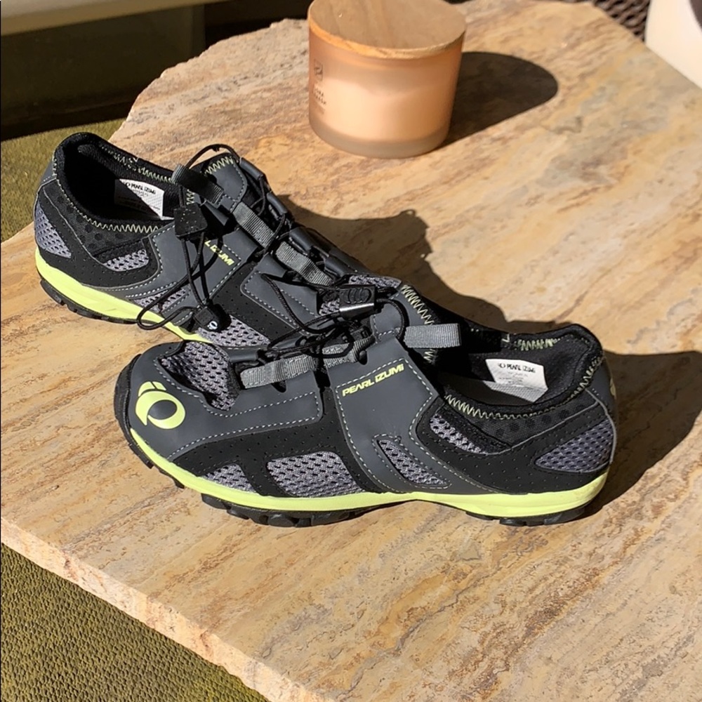 Pearl Izumi cycling spin shoes